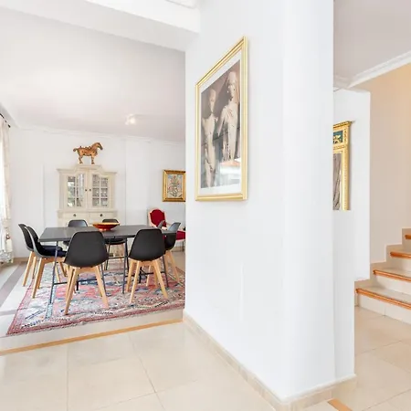 Apartment Luxury 4 Bedroom Penthouse Marbella
