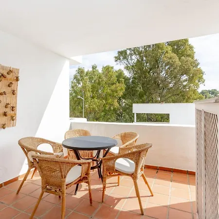 Apartment Luxury 4 Bedroom Penthouse *