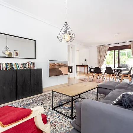 Luxury 4 Bedroom Penthouse