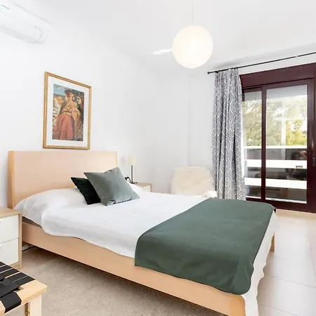 Luxury 4 Bedroom Penthouse Apartment